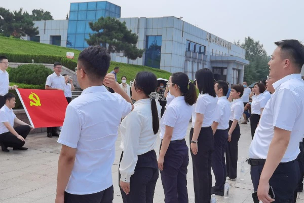从管理痛点变特色亮点:透视中国人寿营销员党建新探索