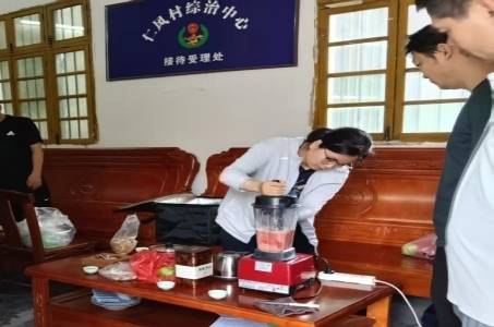 严把源头关口 守护农产品质量安全——于都县盘古山镇产业办开展农产品质量安全检测工作