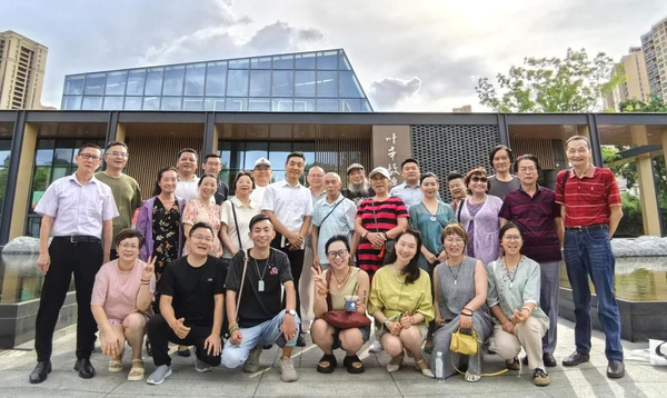 昆山花桥经济开发区成功举办“主动健康说减重”文化交流讲座