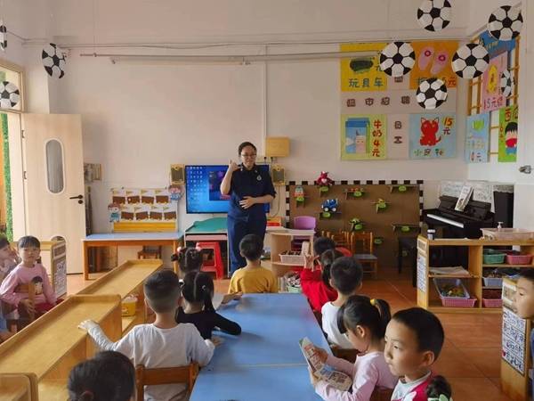 点亮安全开学季,东升消防走进高沙幼儿园上好“开学第一课”