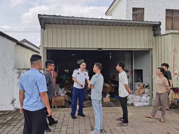 中山东凤:联合多部门对辖区垃圾废品回收站点开展消防安全专项检查行动