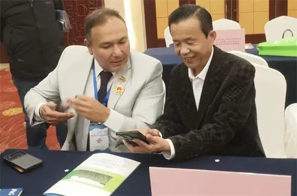 北京华奥新农业梁道洪董事长与多国共商“一带一路”农业合作新篇章!