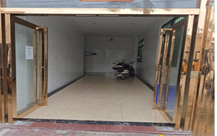 东升消防曝光一家出租屋室内违规停放电动自行车