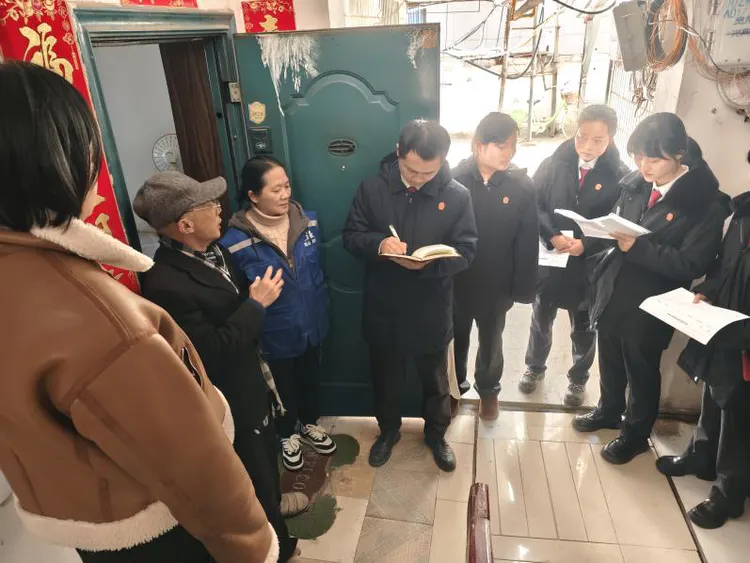 珠山区珠山街道:街办携手法院 网格走访解忧