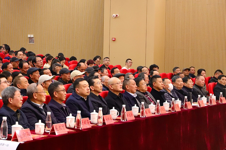 景德镇市关工委举办“老少同声颂党恩  携手奋进新征程”文艺汇演