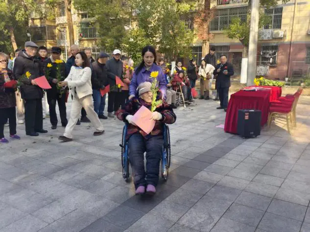 【冬至寄哀思 文明新风尚】西郊街道:胜利社区开展“文明祭扫,从我做起”宣传活动