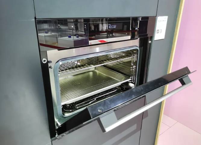 集成厨电加速崛起，集成烹饪中心引领行业新风口