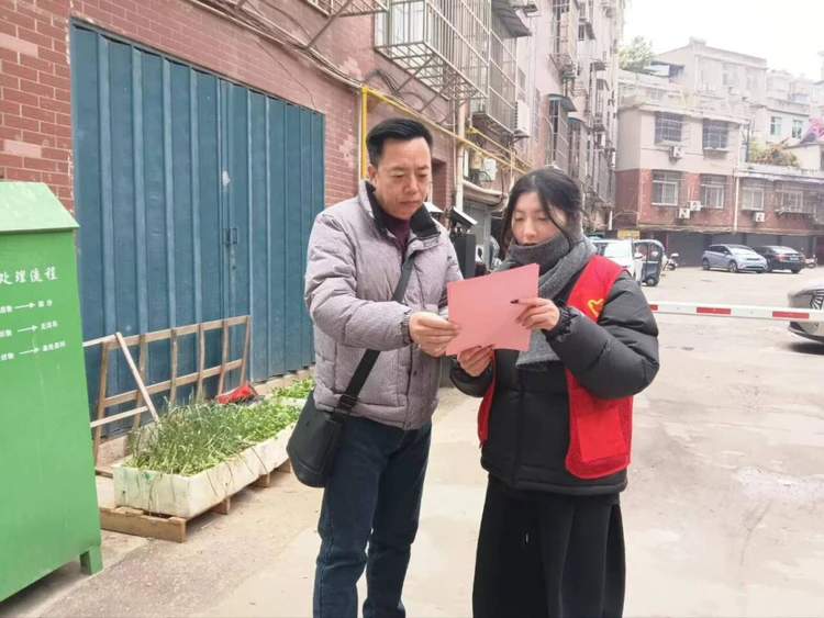 周路口街道云锦巷社区开展文明养犬宣传活动 助力优化营商环境