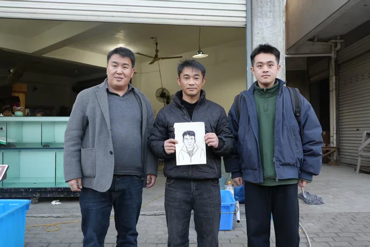 画笔绘乡韵 匠心助农兴——杭州市笕弘实验学校教师马钱武寒假助农践行教育担当 画笔绘乡韵 匠心助农兴——杭州市笕弘实验学校教师马钱武寒假助农践行教育担当