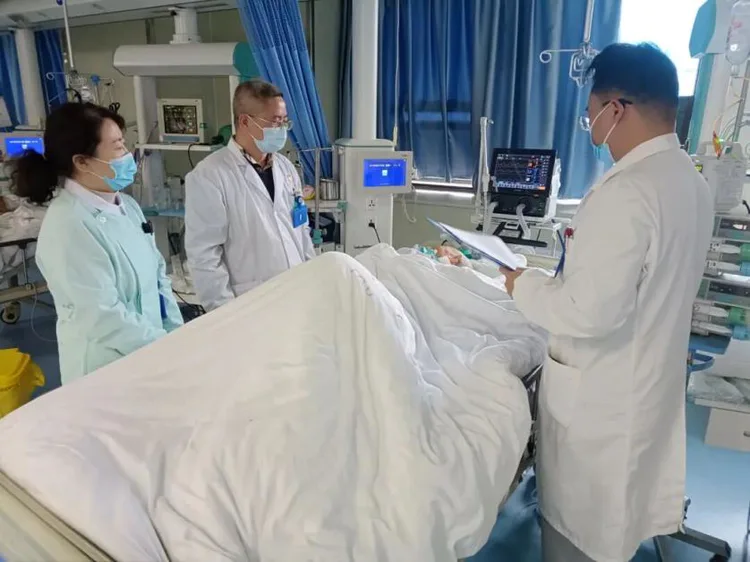 命悬“胰腺”生命告急 | 景德镇市第三人民医院成功救治重症急性胰腺炎患者