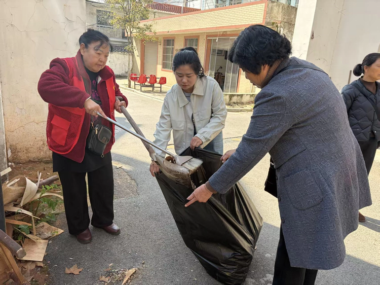 西郊街道森林社区:党建引领聚合力 洁净家园暖民心