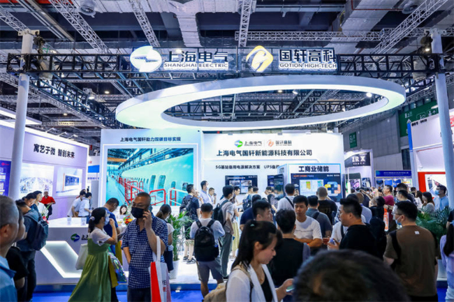 <span><b>4</b> / 5</span>【展会聚焦】SIA上海国际智能工厂展盛大开幕，金山门传动科技展现国产智造实力