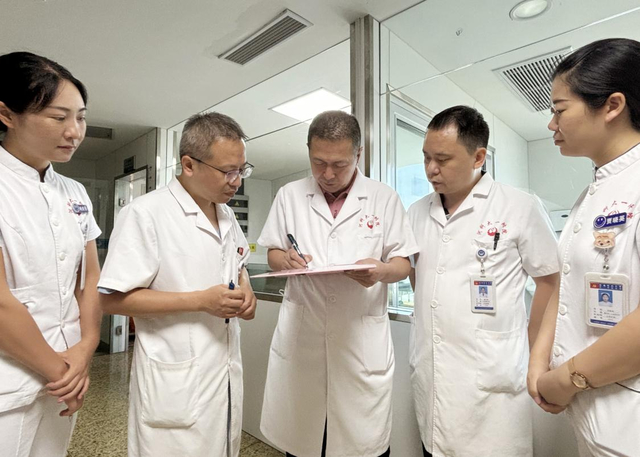 心脏比正常人大一倍!瓣膜置换实力“救心”