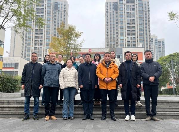成渝协同发展:助力”金花“盛开