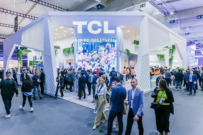 科技风向标!TCL实业携全新智能移动通讯产品闪耀MWC 2025