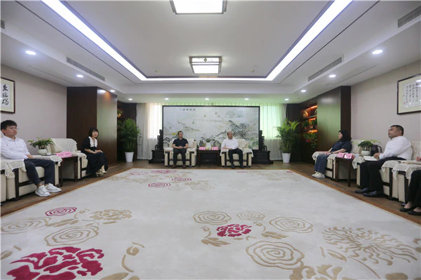 北美华人青年联合会访问江苏 共促交流合作与人才发展