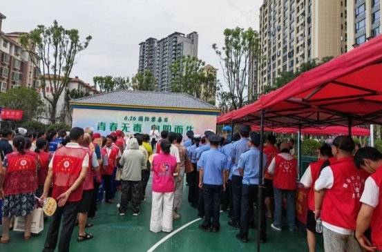 筑牢思想防线,远离毒品危害——赣县区多措并举开展禁毒宣传教育活动