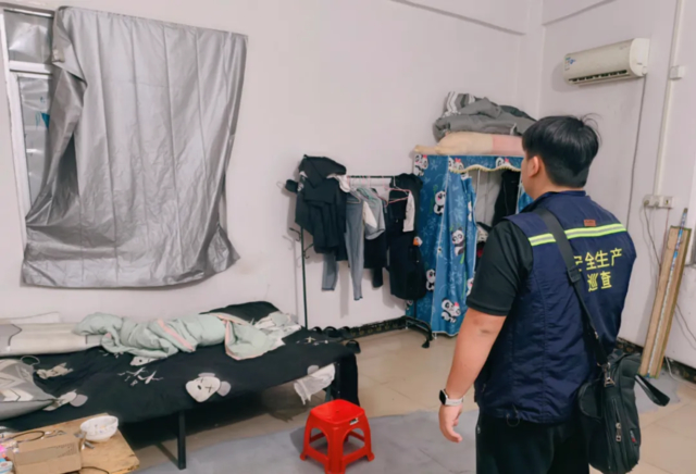 违规住人消防设施不到位古镇这家场所被曝光