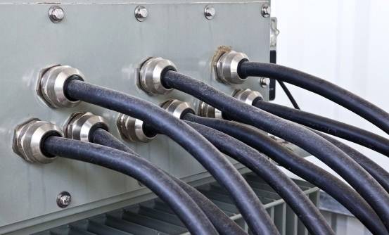 发电即驱动,0秒延迟!固德热光伏直驱空气能让阳光“无损直达”!