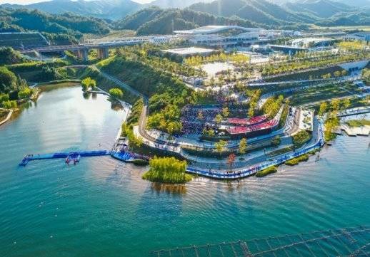 2025定南铁三用山水、光影与热情编织的一场“极致浪漫”!