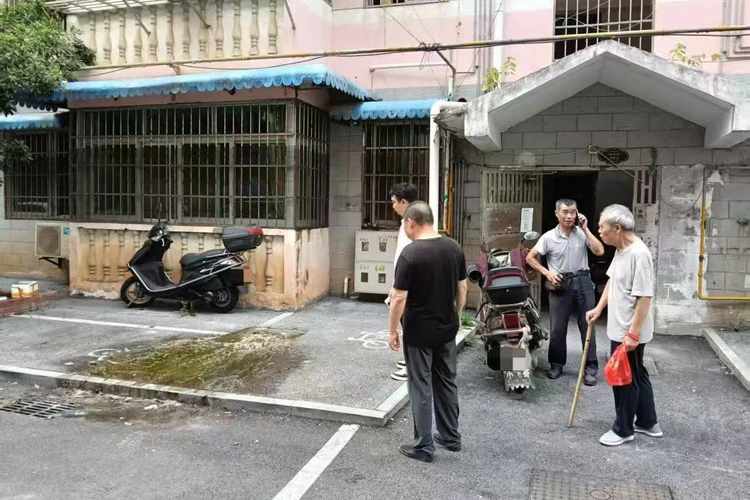 珠山区新村街道梨树园社区:协调疏通化粪池 化解居民“堵”心事