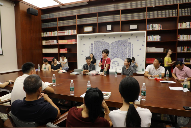 七夕传情·书香润家——昌江区鲇鱼山镇绘就家庭文明共绘幸福图景活动