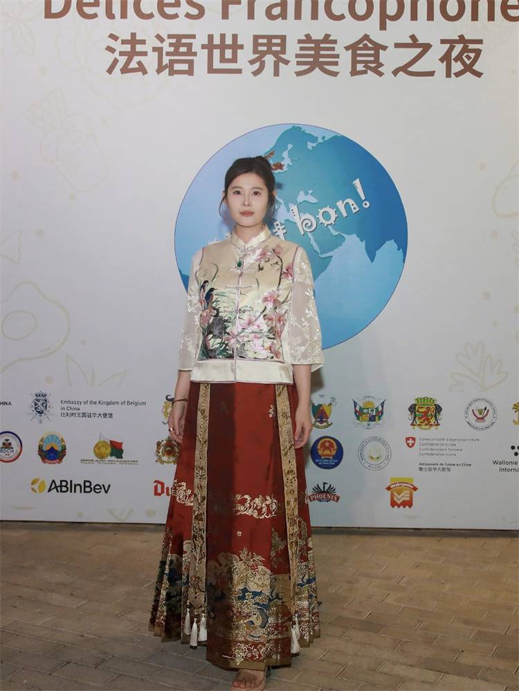 2025 法语国家文化节 “法语世界美食之夜” 北京启幕,王泫梓妍亮相文化盛宴