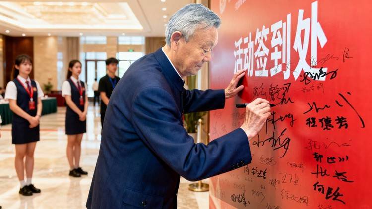 故宫鉴定巨擘单国强与书画传奇沈志鹤的鉴赏艺术