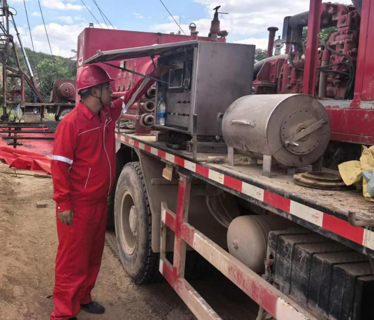 中国石油长庆油田采油八厂吴定生产运维中心多措并举齐发力,打响冲次上产主动战 中国石油长庆油田采油八厂吴定生产运维中心多措并举齐发力,打响冲次上产主动战