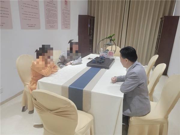 赣县区“三师一室”：24小时在线的民生“法律驿站”