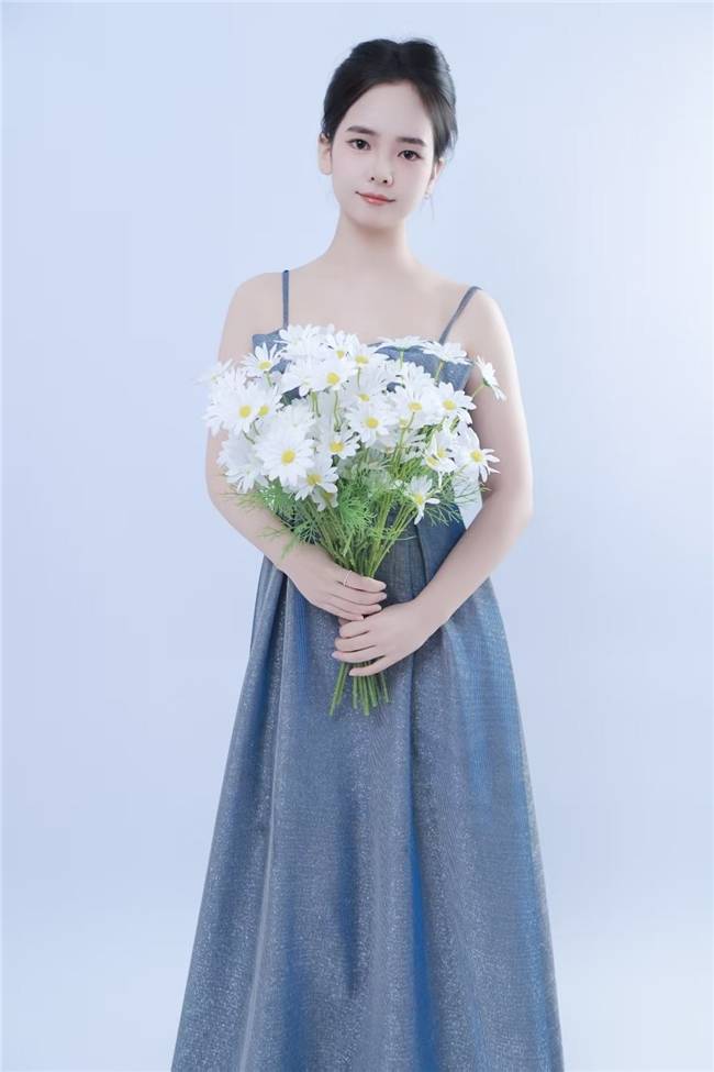 模特陈子华；时尚潮流形象，网拍之路新征程