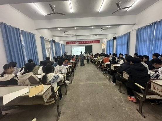 心理赋能助梦远航 青阳这场讲座为初三学子减压续航