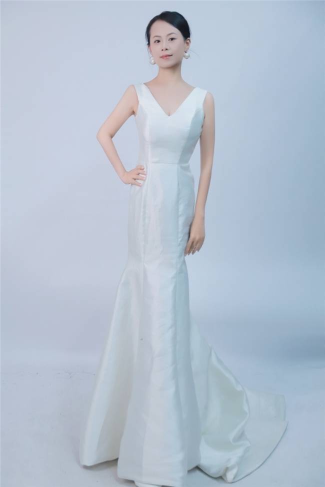 模特吖吖；时尚潮流气质，走出自己的独特魅力风格