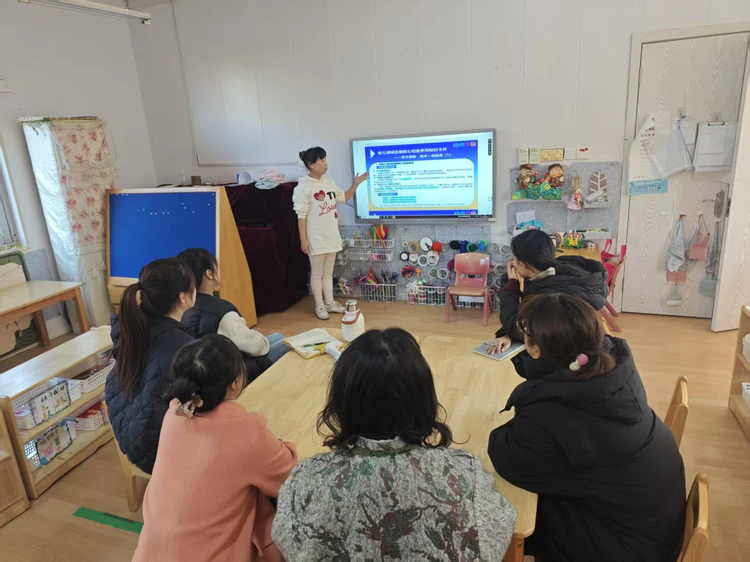 让美落地,让创造开出艺术之花——杭州市紫荆花幼儿园年级组核心经验研修