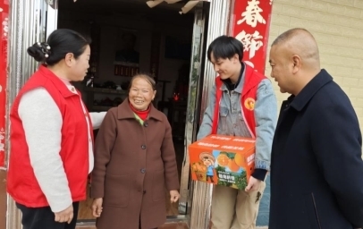 瑞金市云石山乡：冬日暖橙传温情