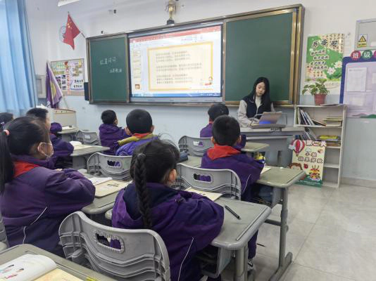 歌传陕北情·声育家国心|延安市新区第四中学陕北民歌美育课堂,让黄土红韵浸润成长