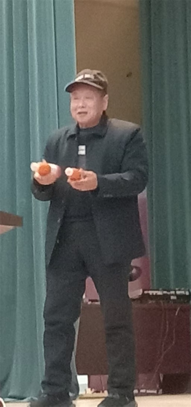 地上摇钱树 林下聚宝盆 ——记张先忠对神农架绿色宝库的开发