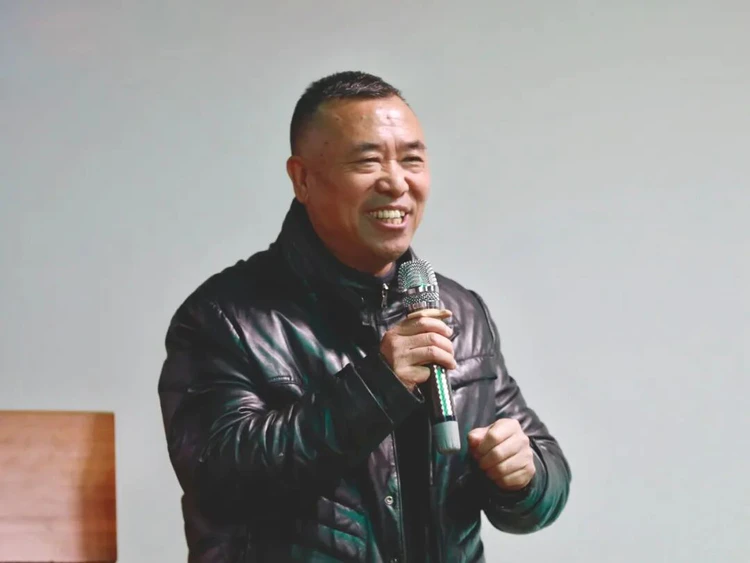 以诗为媒传薪火 以侨为桥续华章