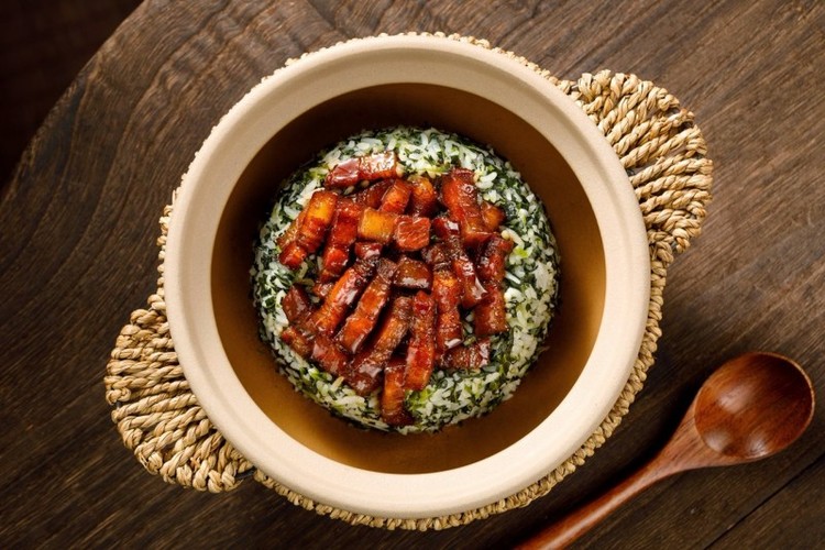 穿越餐饮业“斩杀线”：和府捞面靠什么实现26亿营收？