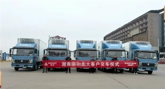 火爆交车！中国重汽HOWO轻卡势不可挡 首季喜迎开门红