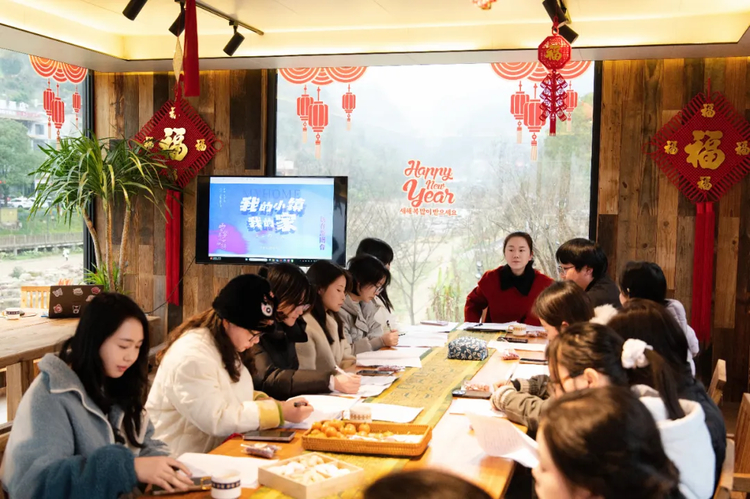 张家界非遗会客厅：创新赋能，共谱文旅新章