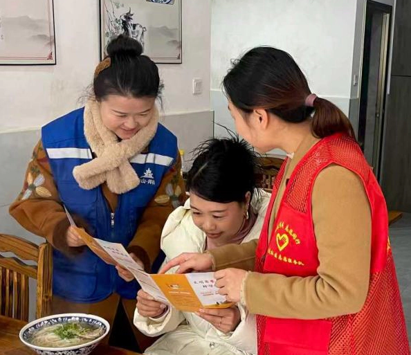 昌河街道昌盛社区:文明餐饮入人心  光盘行动践于行