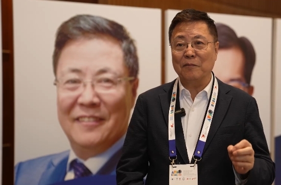 王宁利院士：近视不可怕 高度近视真可怕