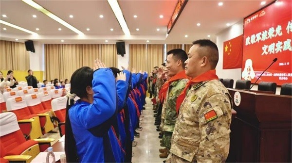 致敬军旅荣光 传递雷锋温度：长沙银行在武冈开展拥军优属文明实践活动