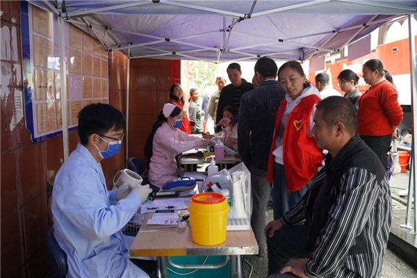 安远县天心镇：热血浓情融寒意，无偿献血暖人心