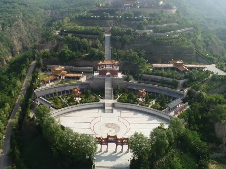 5D 科幻电影《东方龙》剧组走进千年庆阳算谷 深耕岐黄文脉传承红色精神