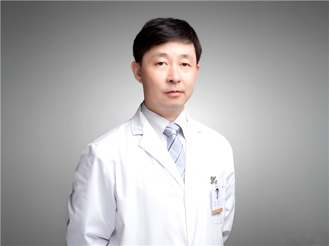 元美丽格王文革院长：30年精研双眼皮技术 塑造灵动双眸