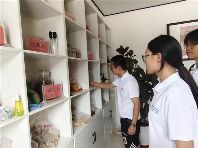 暑假 “三下乡”|“陇韵南风”实践团走进马街镇永红中药材合作社，电商帮扶药乡农户（第二期）
