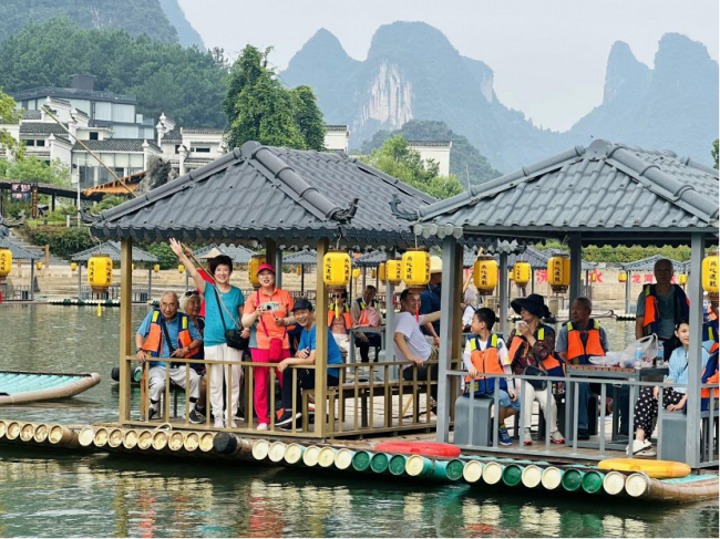 让每次家庭出行都成为记忆锚点——幸福世家旅行社的家庭旅游定制实践