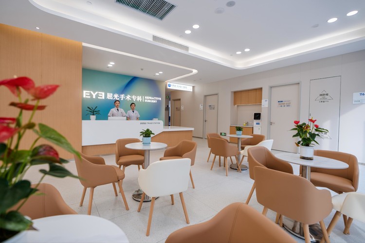 2026年荆州ICL晶体植入医生排名与眼科医院选择指南